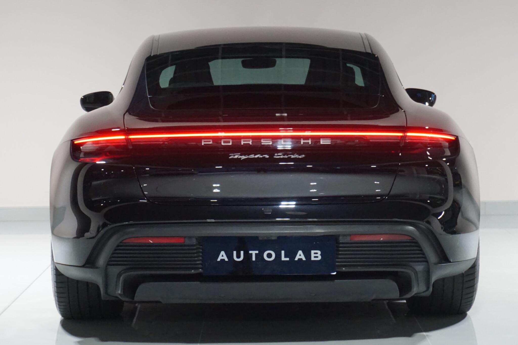 Porsche Taycan Performance Plus 93.4kWh Turbo Saloon 4dr Electric Auto 4WD (680 ps)